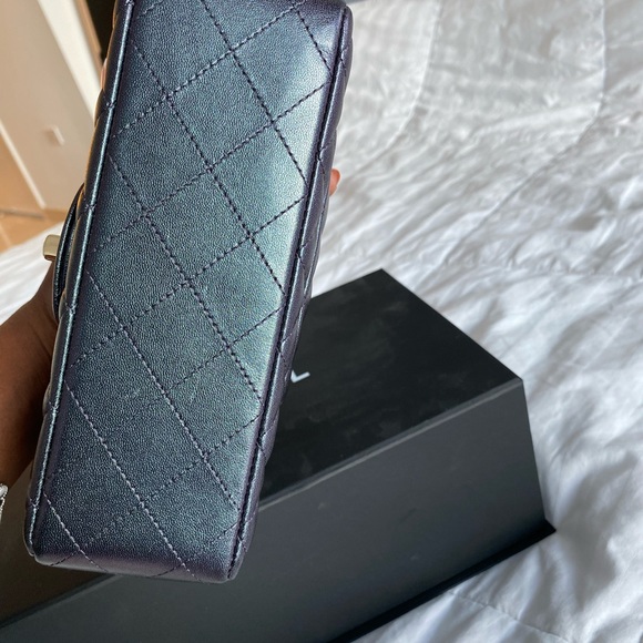 Chanel 22B Iridescent Black Rectangular Mini 🖤 - Picture 9 of 16